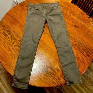 Men’s Levis jeans olive-green in color. Size 32 x 34